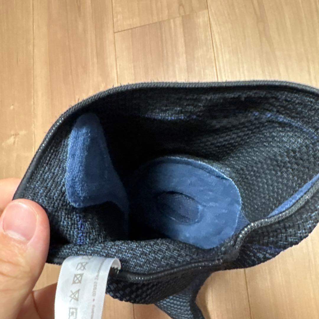 バウアーファインド　ゲニュトレイン　膝用サポーター　サイズ4ブラック