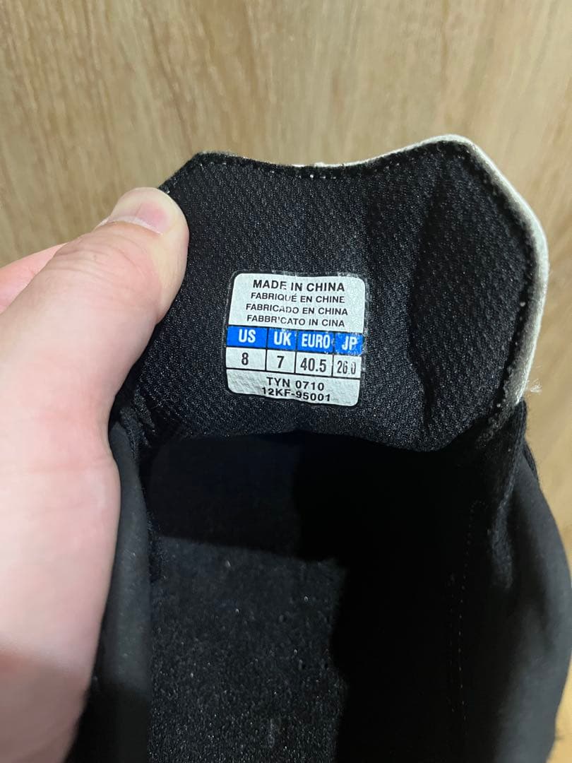 希少　mizuno ミズノ　旧型モレリアIN 26.0cm