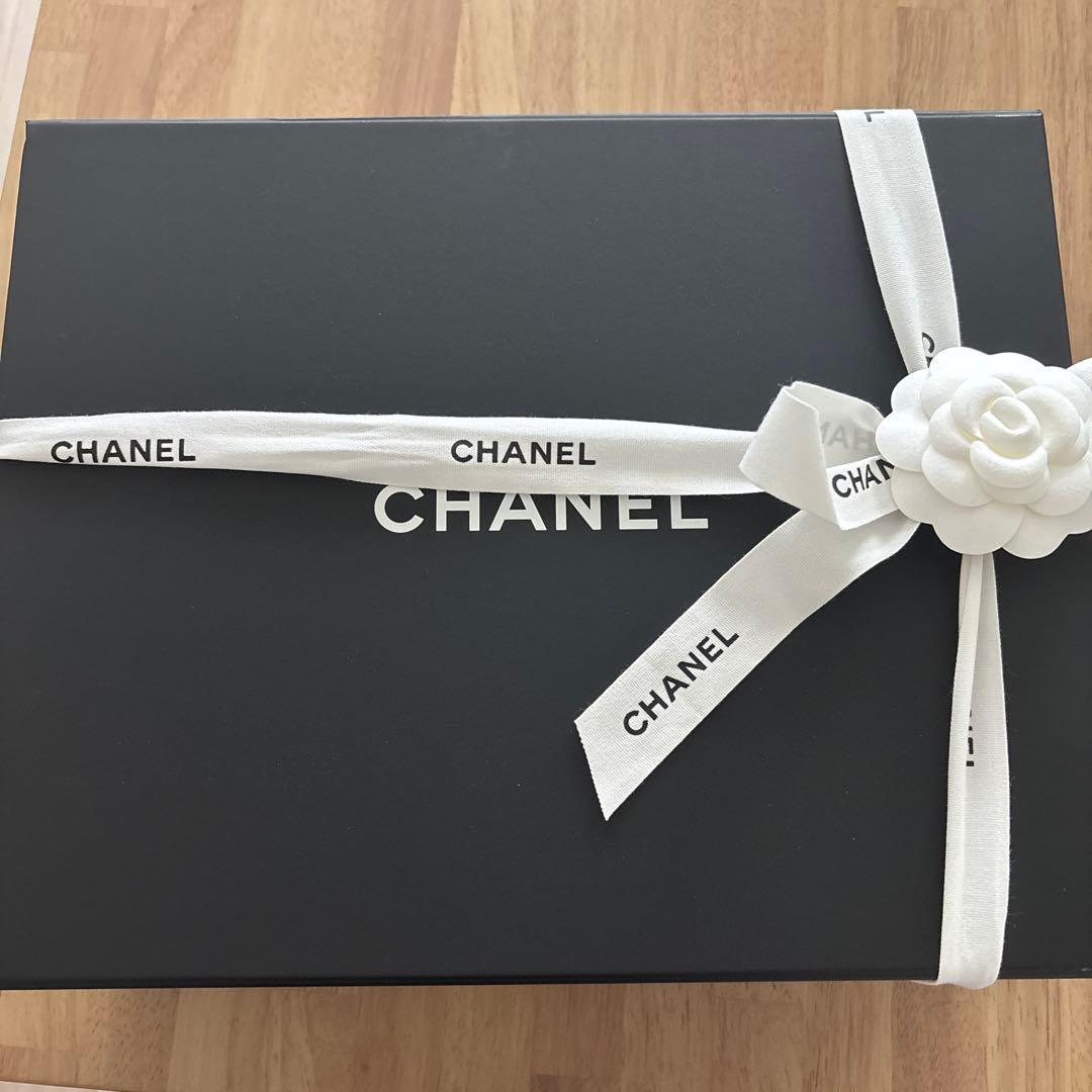 CHANEL ココハンドル入っていた箱 box 空き箱 ショッパー 新品