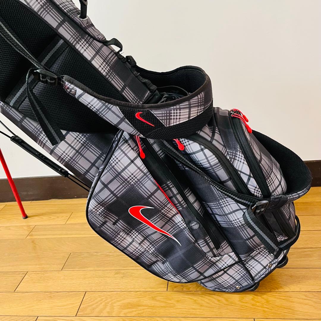 美品　ナイキ ゴルフ キャディバッグ スタンド式　エクストリームスポーツⅣ