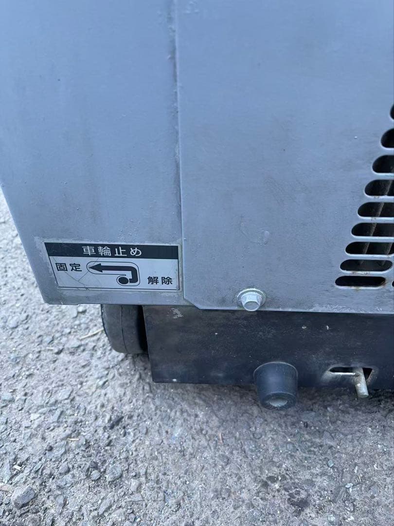 インバーター搭載 shindaiwa IDG3100M ディーゼル （B862)