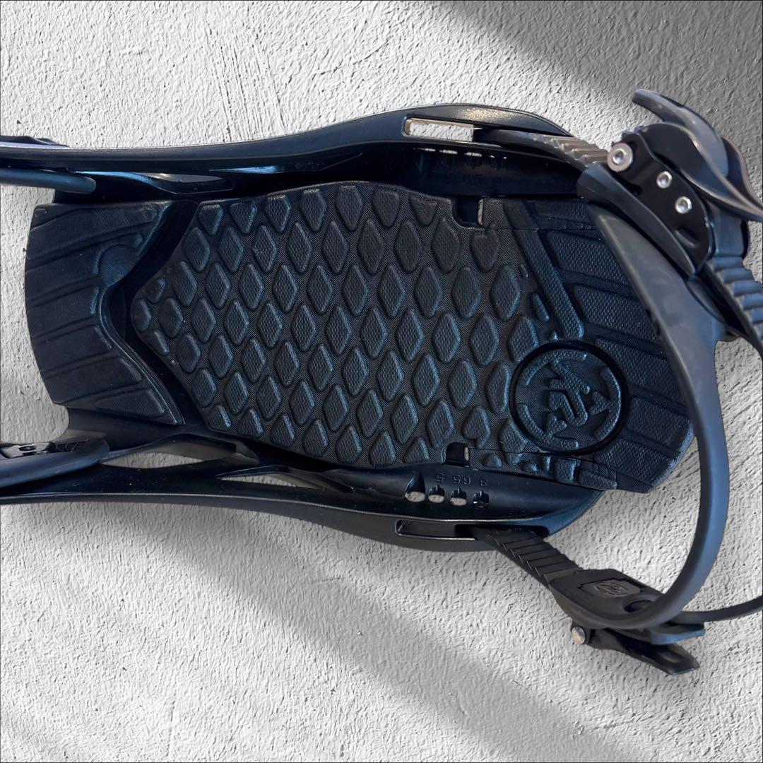 K2 INDY Mサイズ マットブラック スノーボード　ビンディング