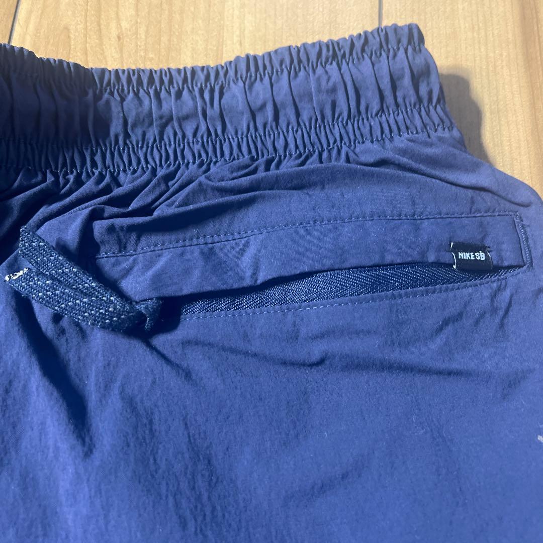 NIKESB トラックナイロンパンツ