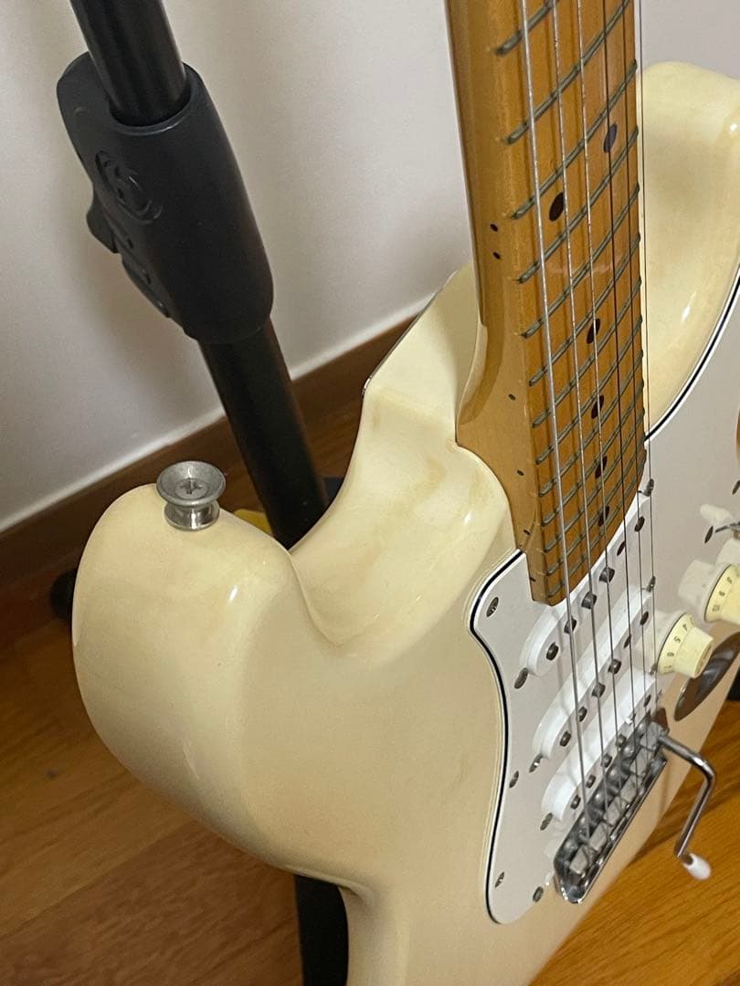 ギター Fender Japan ST68-85TX Stratocaster VWH