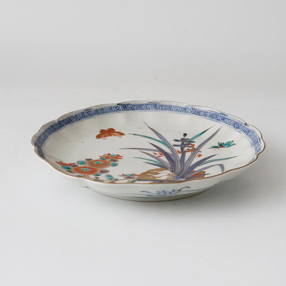 幕末明治 古伊万里 色絵 柿右衛門様式 染錦手花蝶図 輪花皿 柴束文飾皿 有田焼