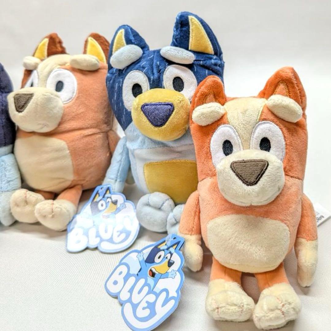bluey ファミリー　ぬいぐるみ　ブルーイ　ビンゴ　バンディット　チリ　レア