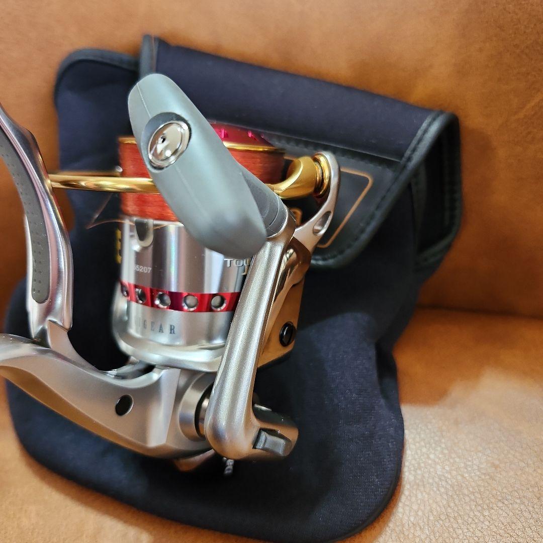 Daiwa トウナメントZ2500LB スピニングリール