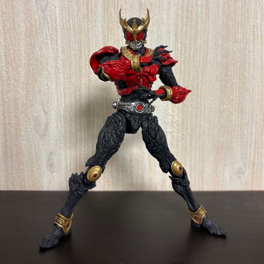 31.【ジャンク品】S.I.C. コロセウム 仮面ライダークウガ