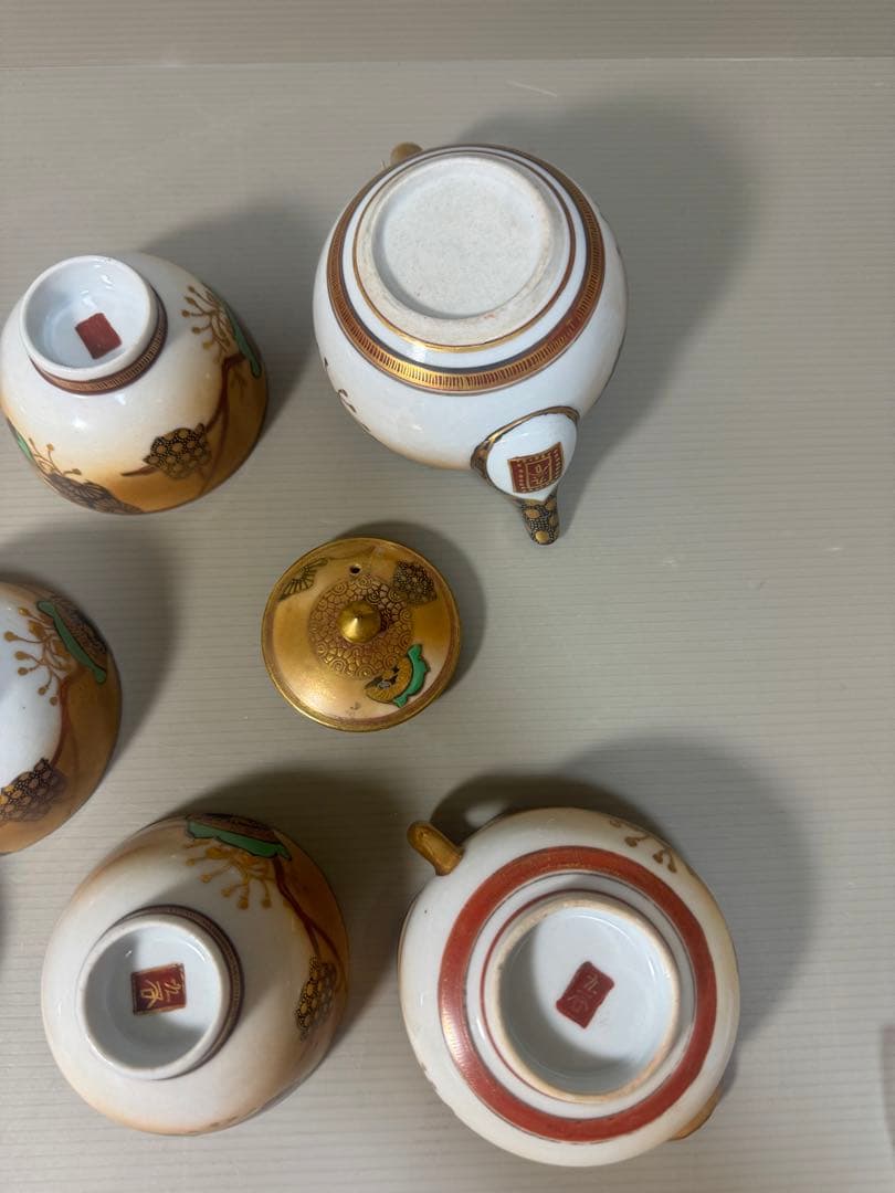 2172 九谷焼　金彩　茶器セット　急須1客　湯冷し1客　湯呑5客　時代物