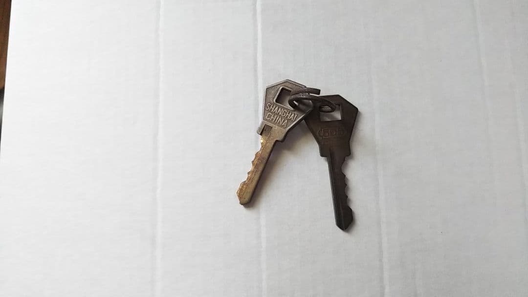 郵便ポスト 鍵付き 特大（直径30cm×高さ46cm）貯金箱