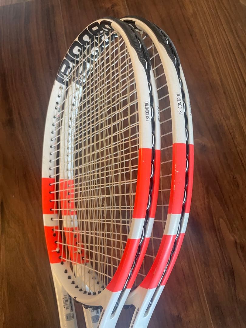 バボラピュアストライク100 16/20 2本セット ナチュラル