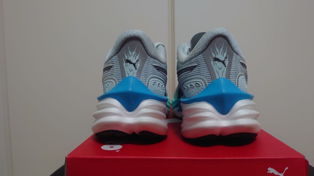 【期間限定値下げ】PUMA Velocity NITRO 4