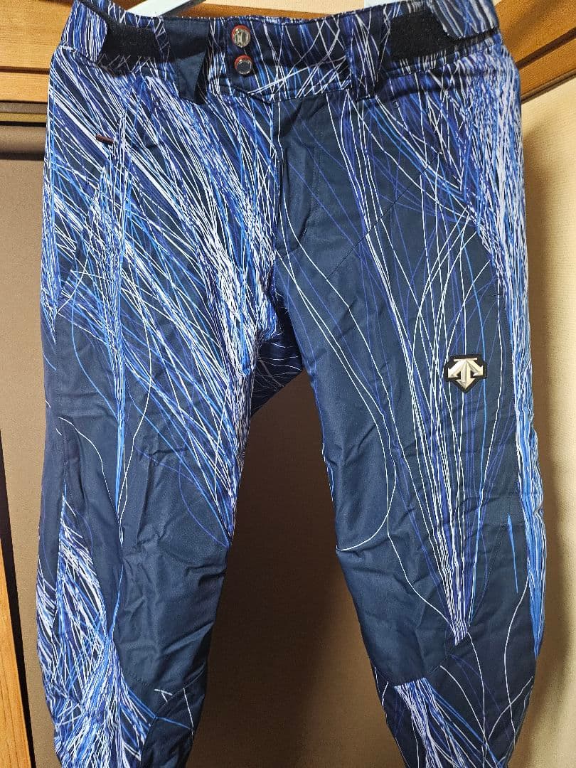 DESCENTE スキーウェア ネイビー/青のストライプ