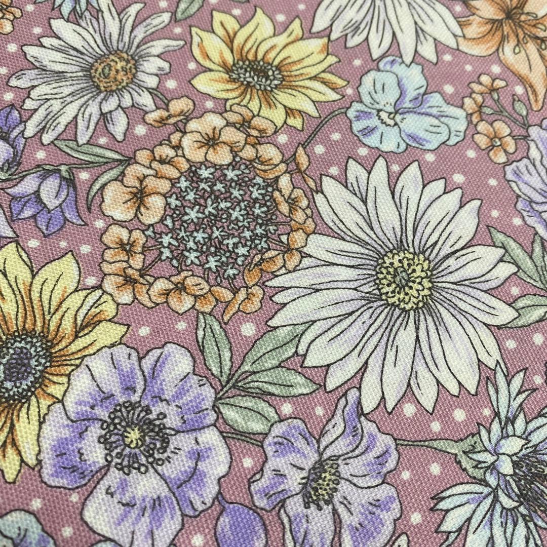 モモンガポーチ　イチゴ