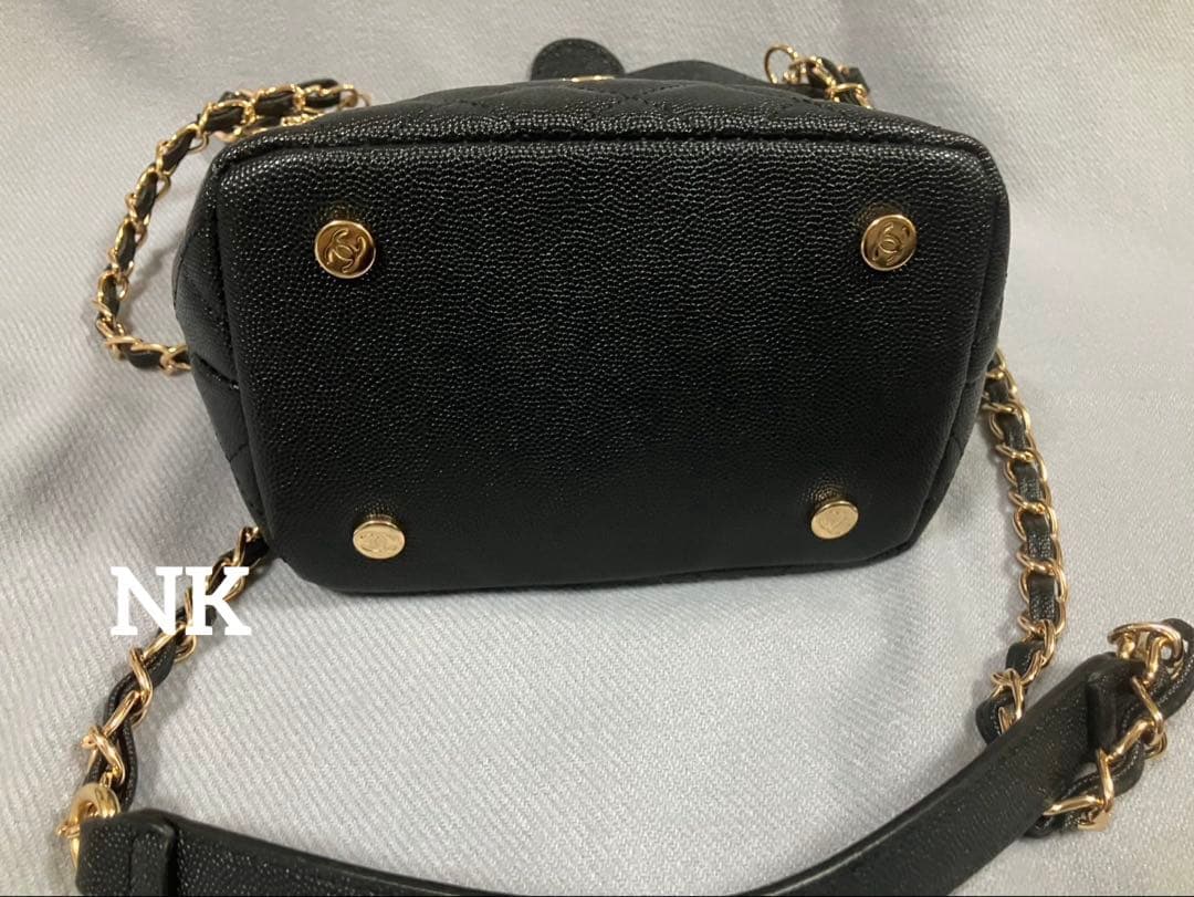 レザー　巾着バッグ　シャネル　ノベルティ　ショルダーバッグ　VIP