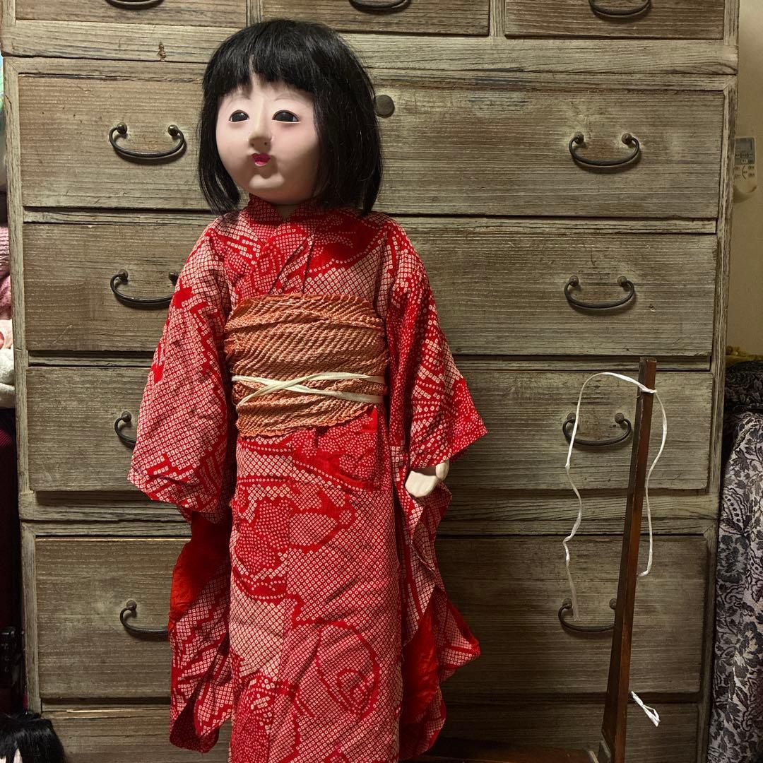 幼顔の可愛い子　市松人形　銘あり　直◯斎？