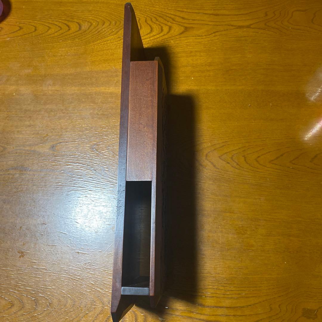 木製彫刻トレイ 花模様