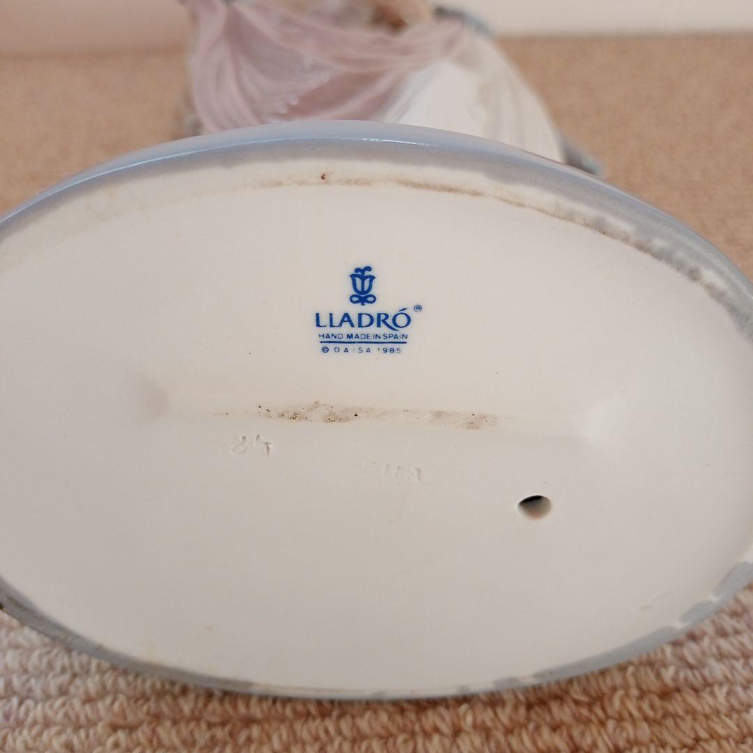 LLADROリアドロ人形陶器製女性像 置物 未使用品