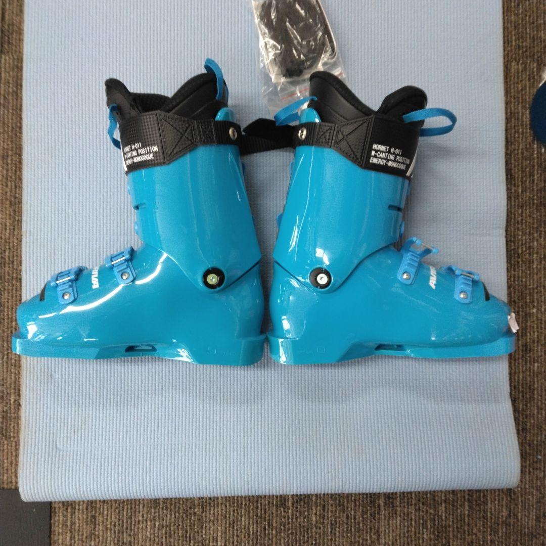 AVIRIVA HORNET 110、24.5cm、未使用・新品