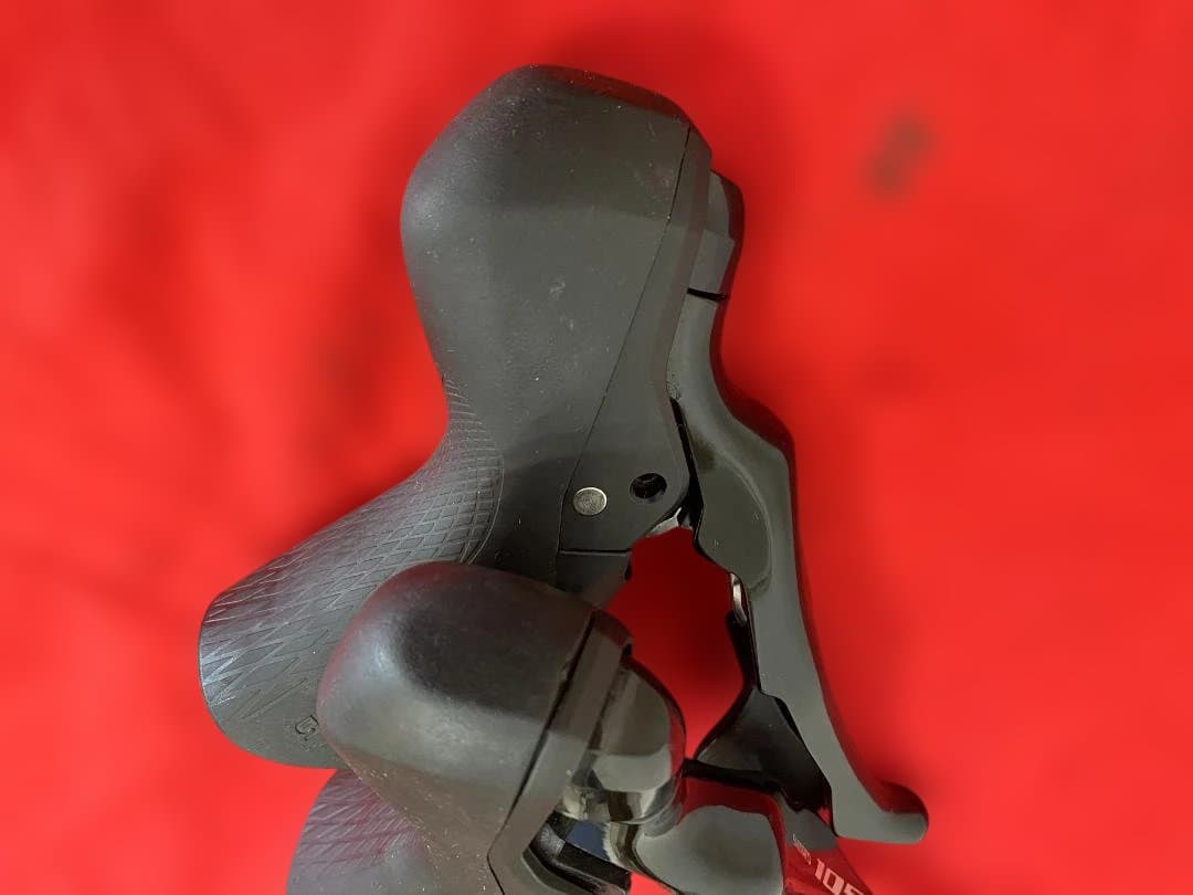 シマノ　STIレバー　油圧　ディスク　11速