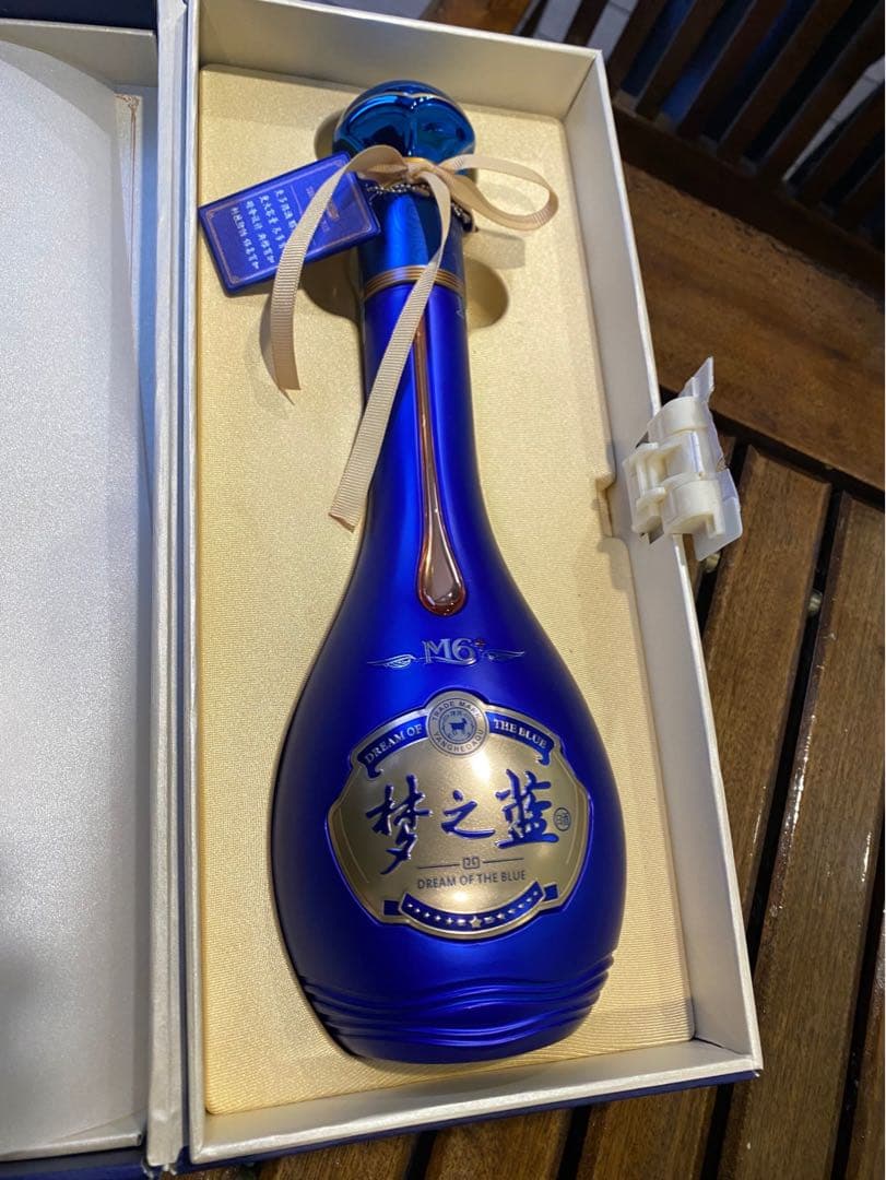 中国酒　夢之藍　M6+ アルコール度数52% 550ml