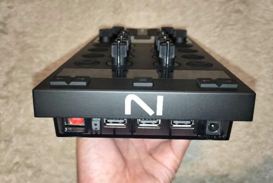 DJ機材 NATIVEINSTRUMENTS Traktor Kontrol X1 MK3