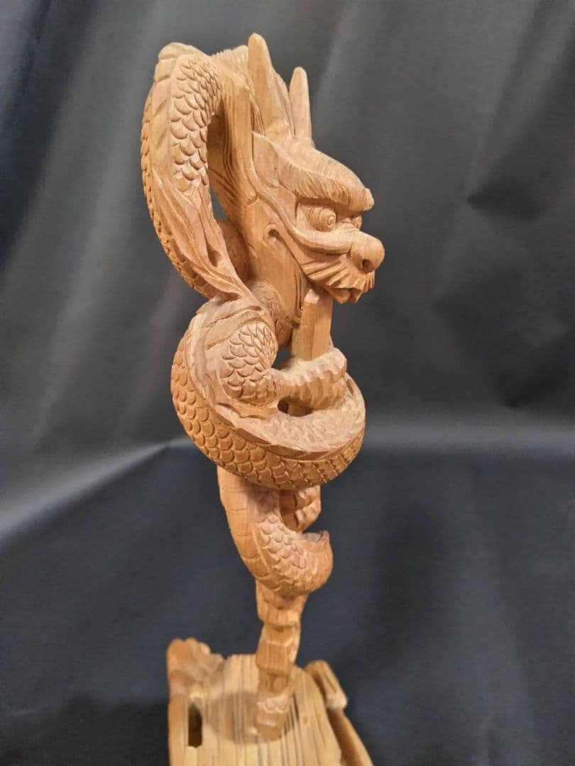 龍神、手彫り　剣龍　倶利伽羅不動尊像