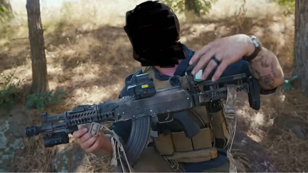 本日セール　美品　東京マルイGBB AKM Zenitカスタム　予備マガジン付