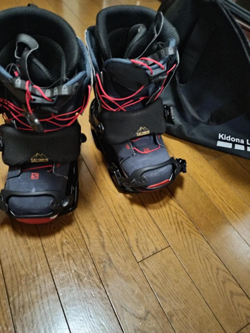 【売却済】Salomon スノボブーツ 26cm ビンディング M ケース付