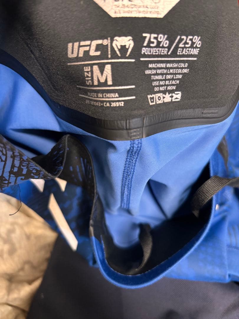 [品薄品] ufcファイトパンツ　Mサイズ