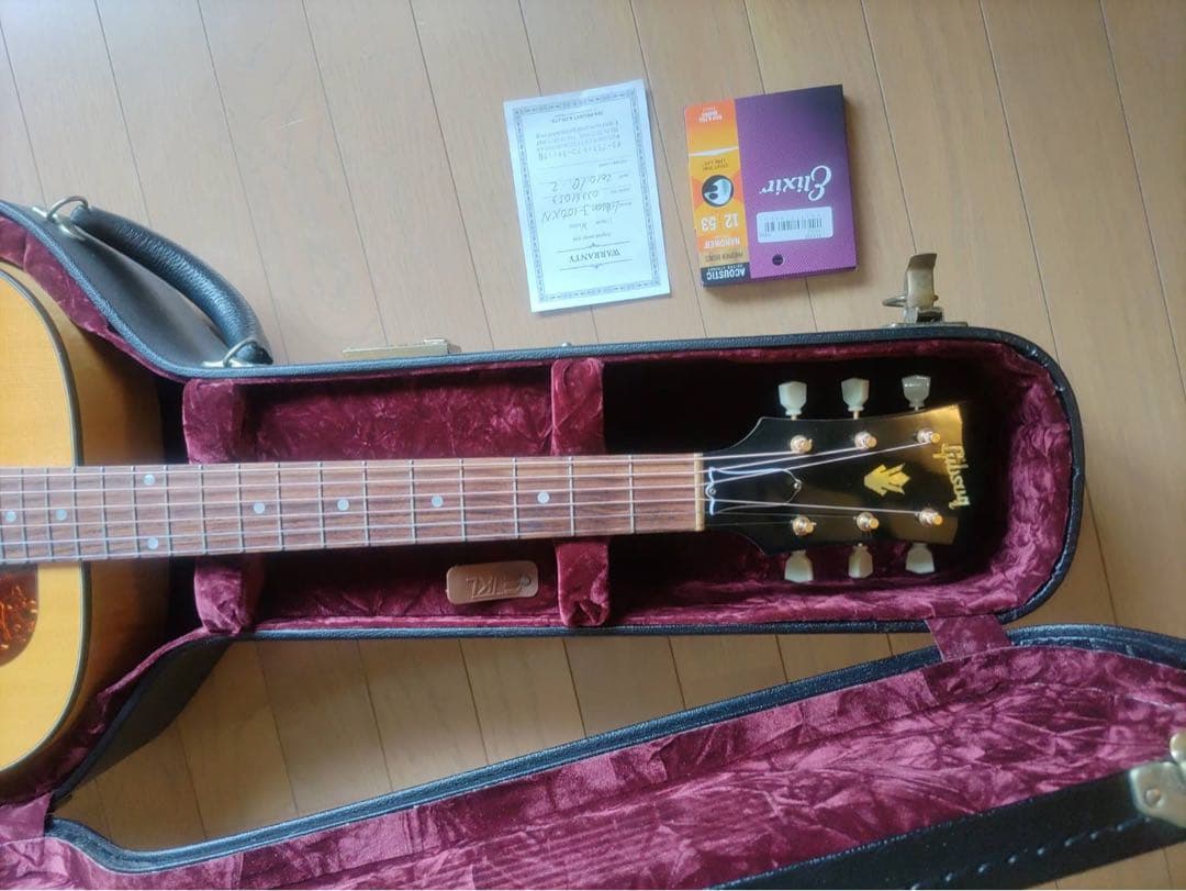 美品希少品　Gibson J-100XTRA 2001年製