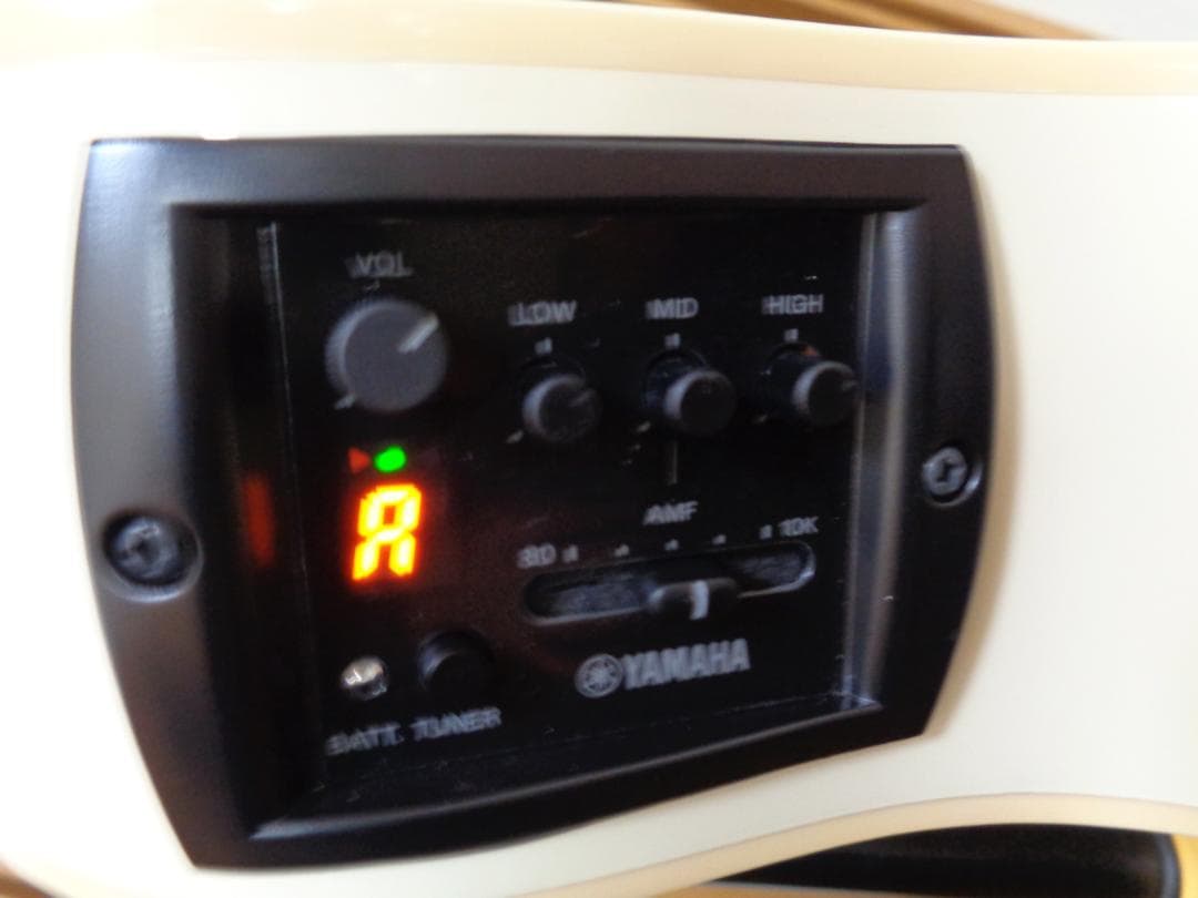 YAMAHA APX600　エレアコ　ヤマハ　純正ケース付　ほぼ未使用の美品