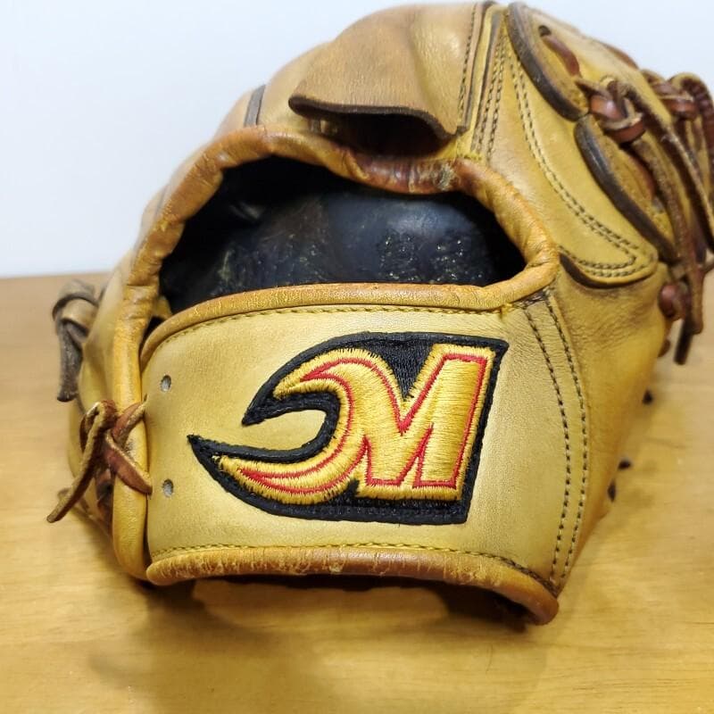 メジャーステージ MEJORSTEGE ゴールドエンブレム 投手用 硬式グローブ