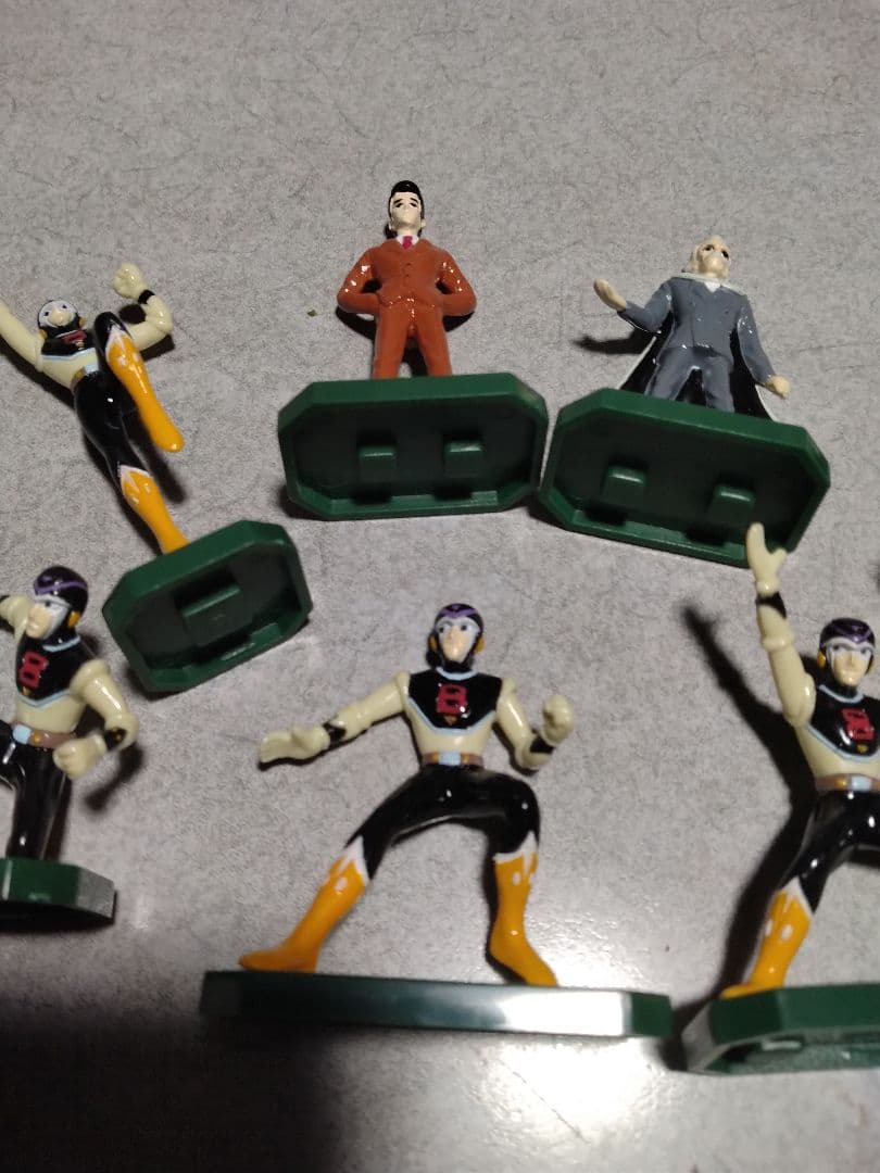 スーパーヒーローアクションフィギュア「エイトマン」8体セット