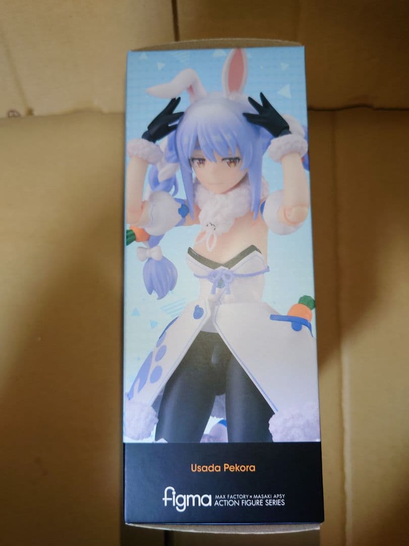 ホロライブ　兎田ぺこら　figma フィギュア
