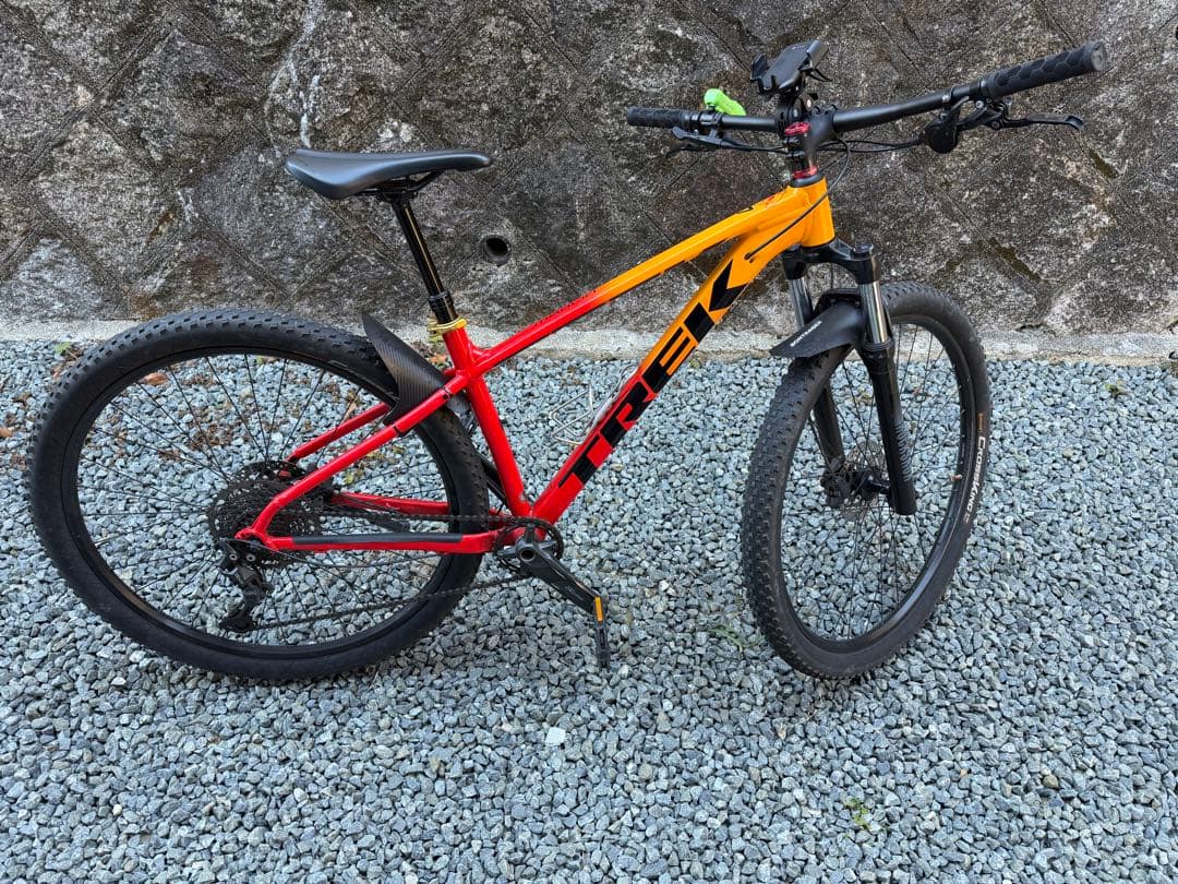 自転車本体 Trek Marlin 7