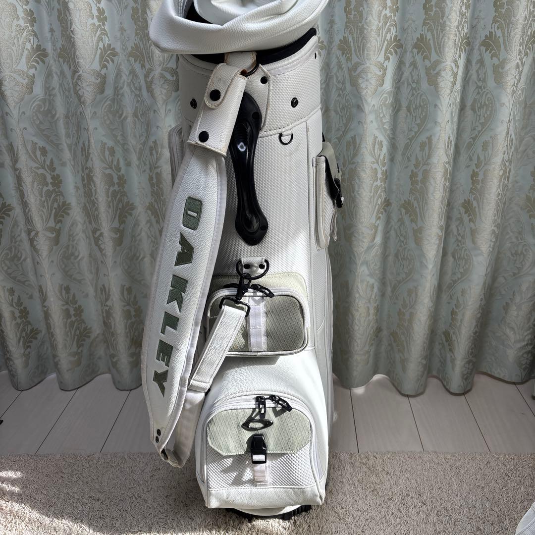 【人気モデル】オークリー ツアーモデル スカル キャディバッグ 3点セット