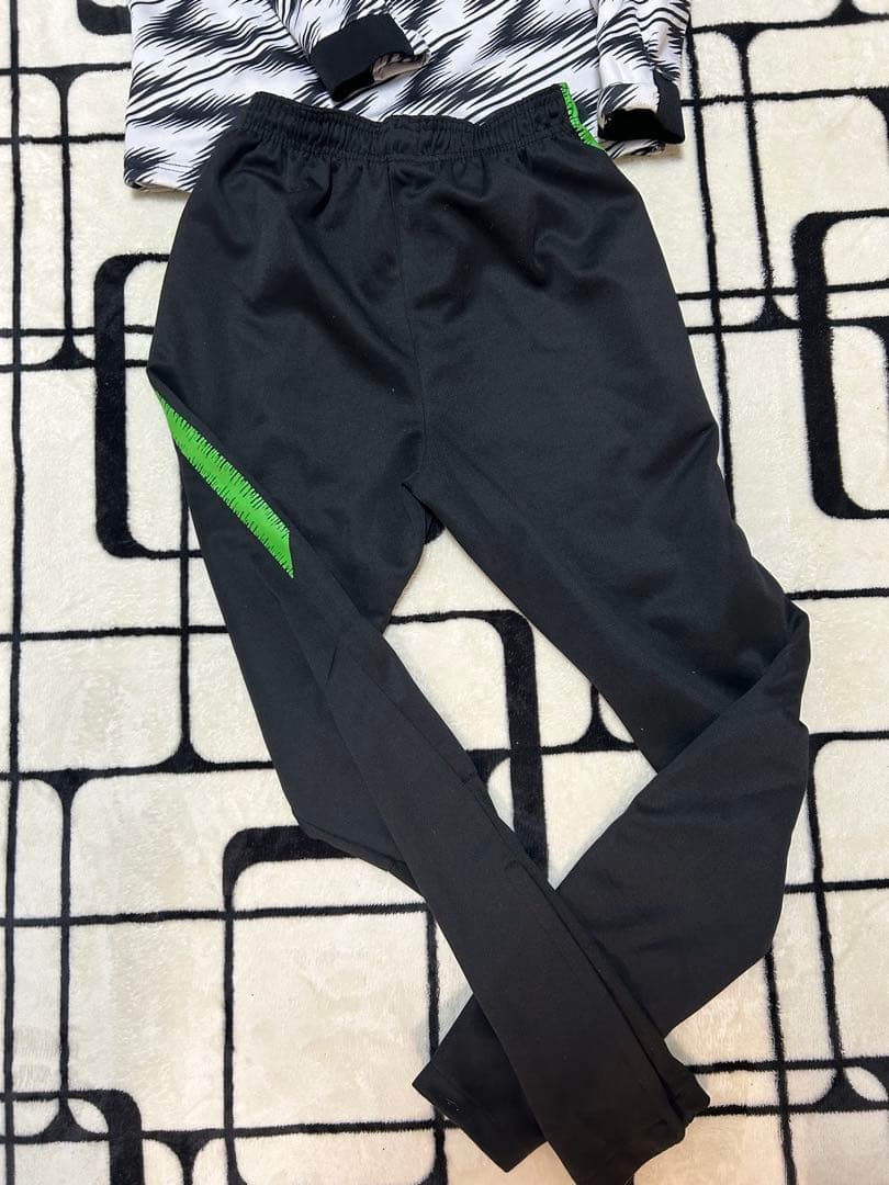 激安美品✨Nike ナイジェリア代表サッカー ジャージ上下セット✨