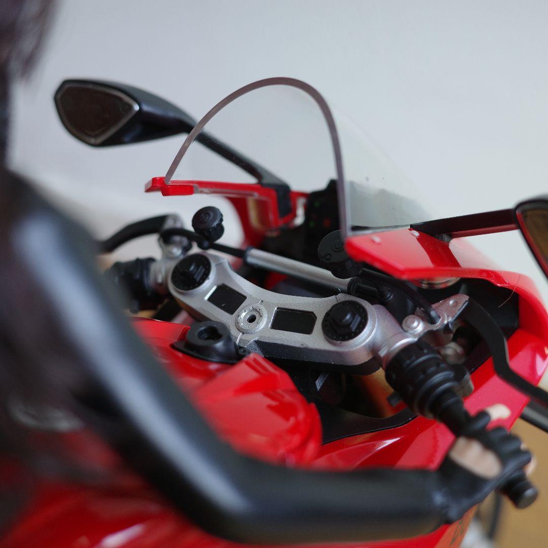 1/6 スケール バイク DUCATI風 V4S ＆ 女性フィギュア セット