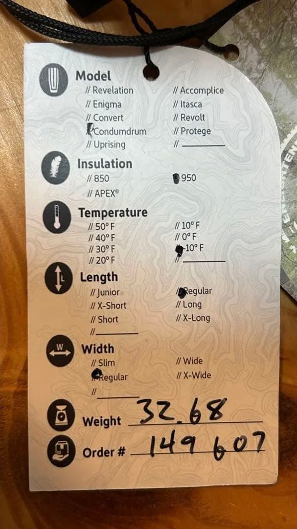 ENLIGHTENED EQUIPMENT スリーピングキルト950FP