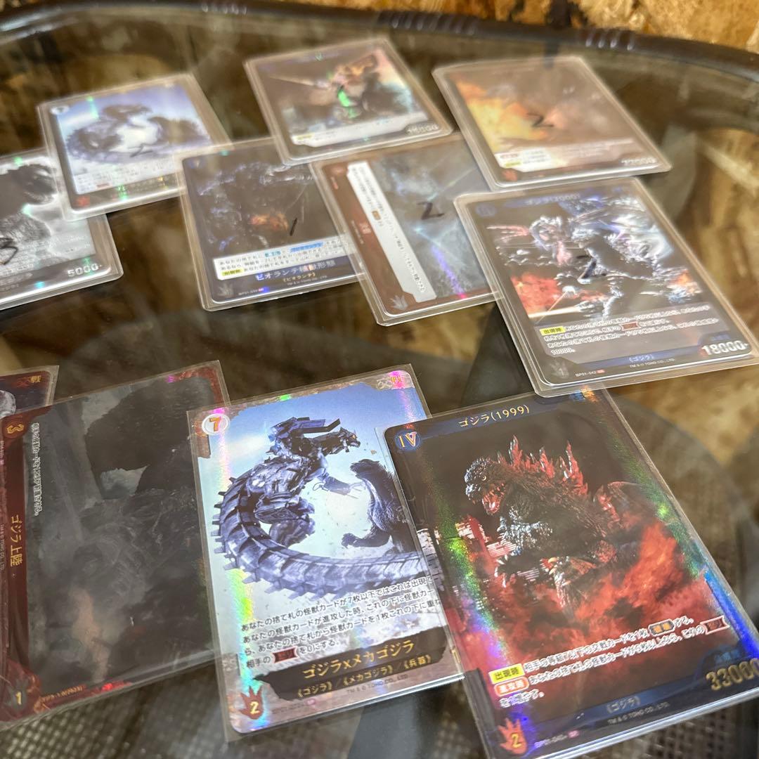 ゴジラカードゲームパラレル５枚とSR
