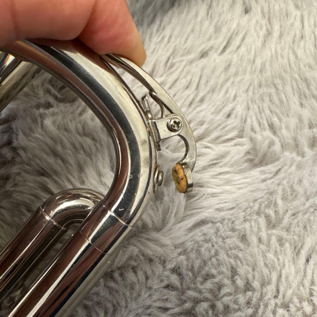 シルバー トランペット 本体 ケース付き