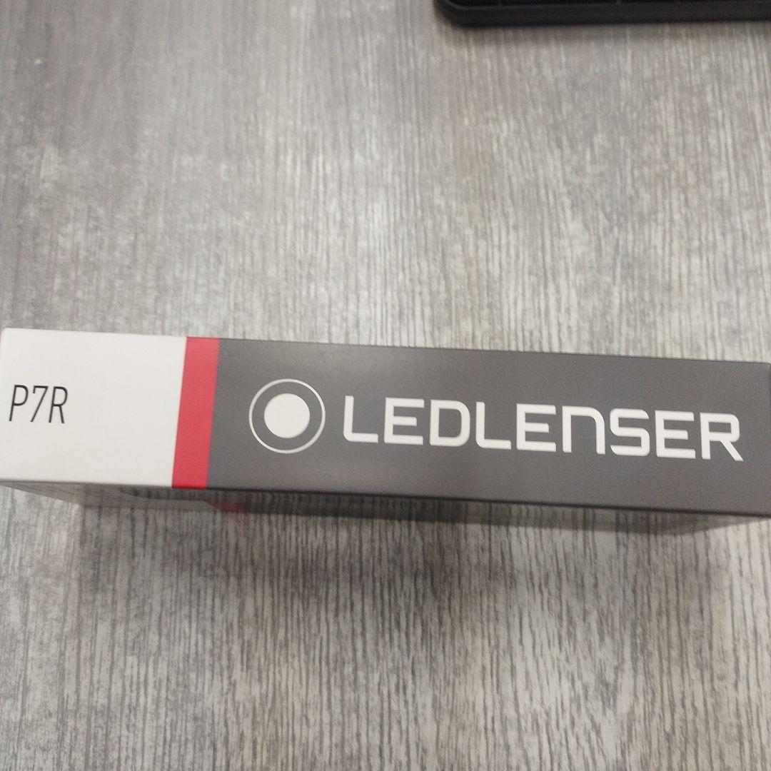 LEDLENSER P7R FLASHLIGHT 懐中電灯