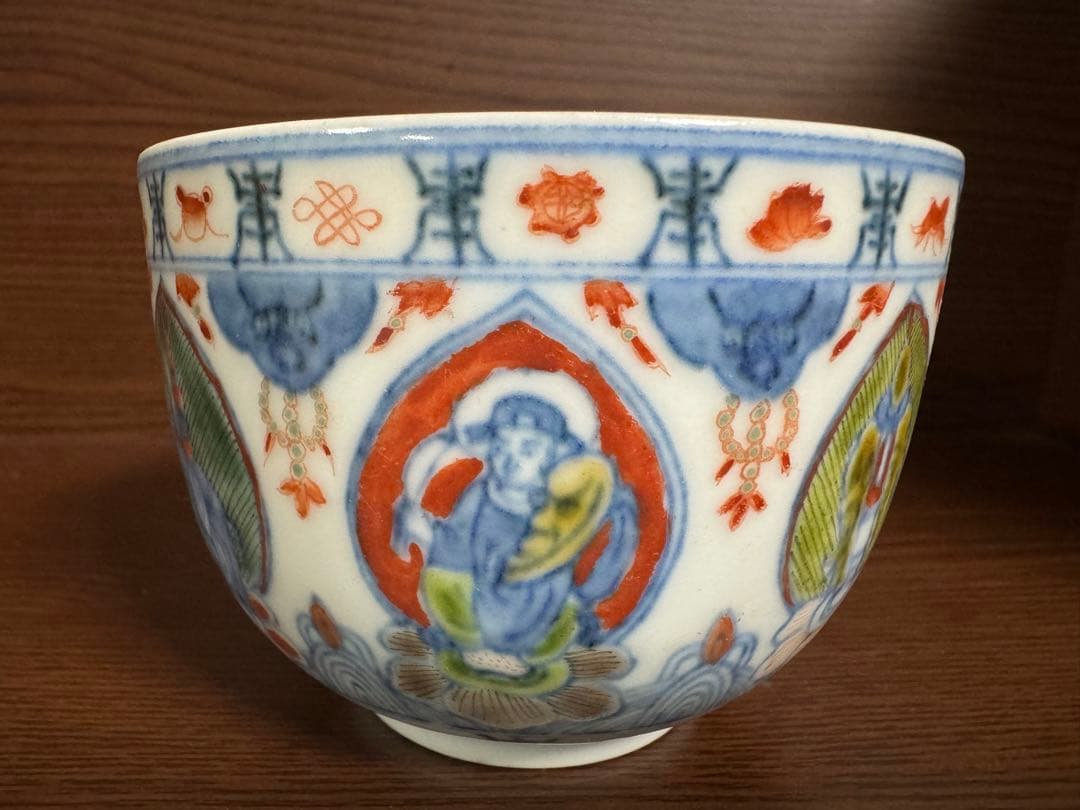 中国骨董　大清康熙年製　在銘　粉彩　五彩　古染付　仏寿鉢　お椀湯呑み(N-19)
