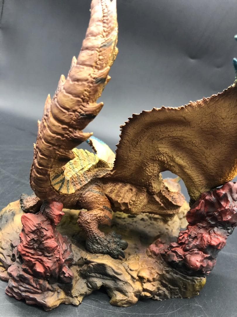 モンスターハンター クリエイターズモデル 轟竜 ティガレックス フィギュア