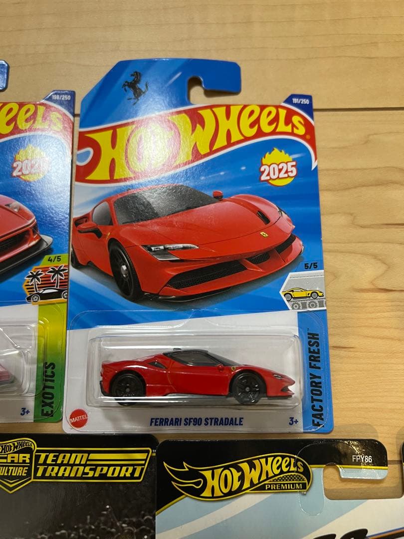 ホットウィール　チームトランスポート　フェラーリ　250GTO F40