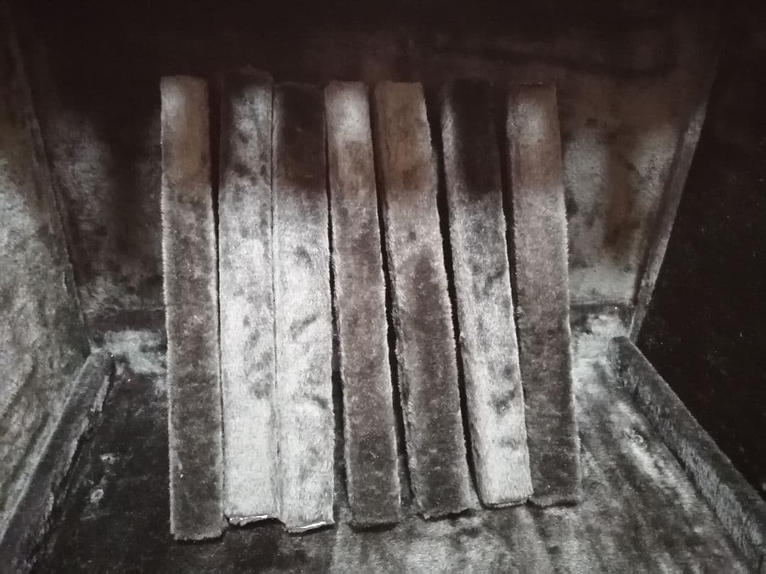 ギタースタンド　エレキギター用　ギブソン　フェンダー等にどうぞ