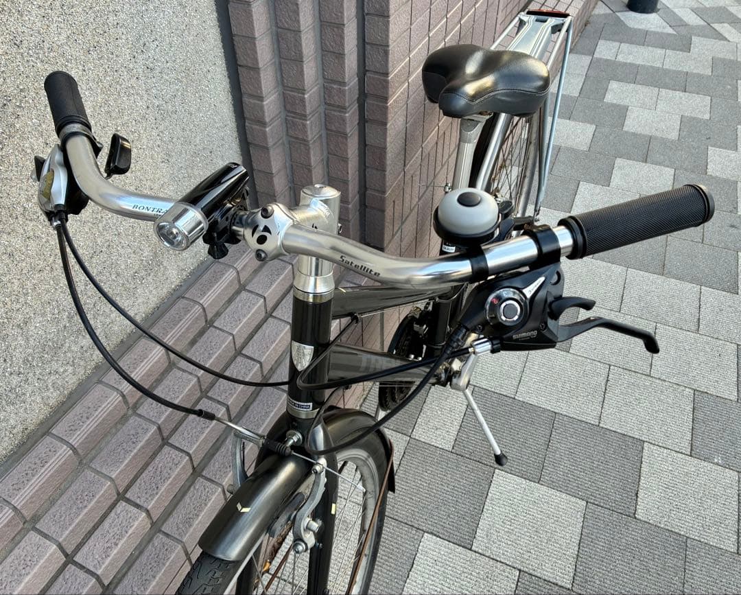 トレック　Trek Allant. クロスバイク　24段　東京