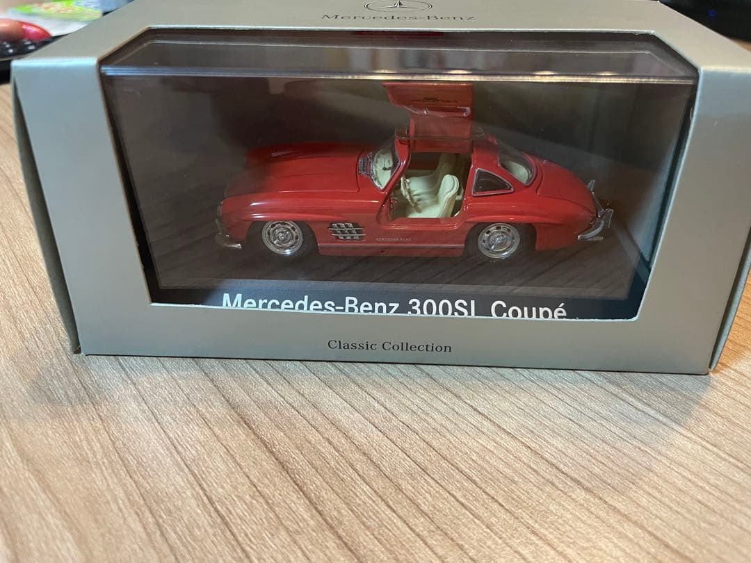 Mercedes-Benz 300SL Coupe ミニカー 1:43