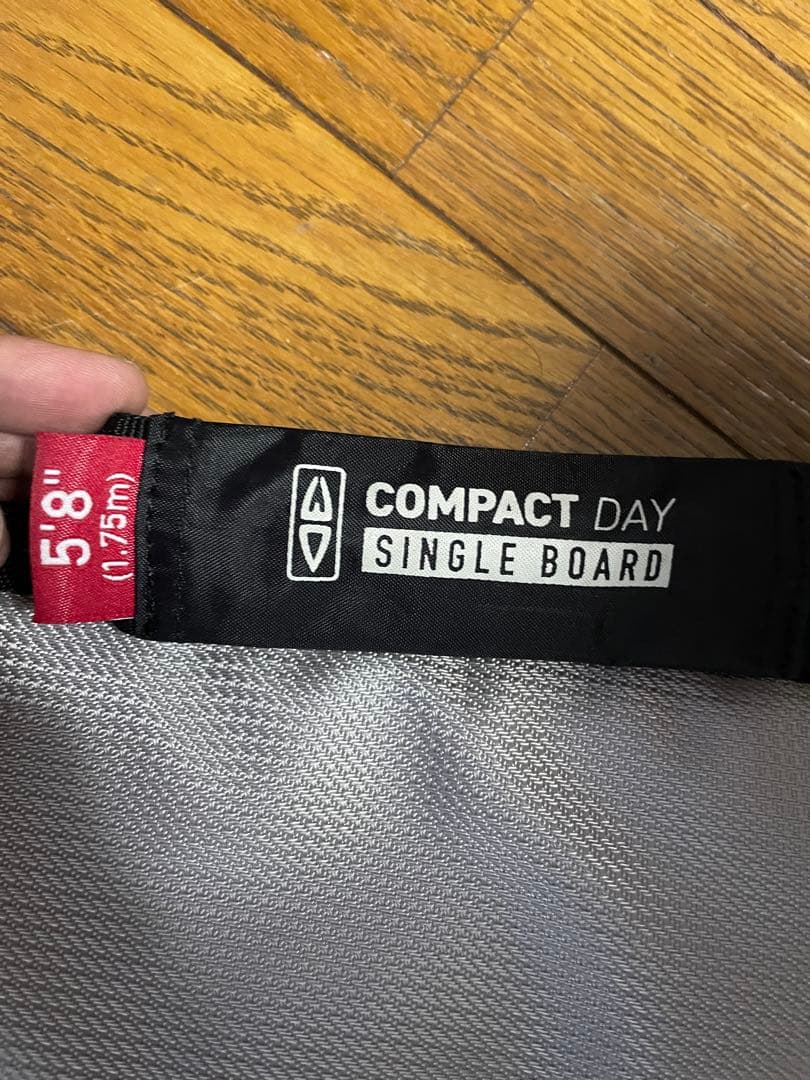 『新品』OCEAN & EARTH サーフボードケース /シルバー5'8